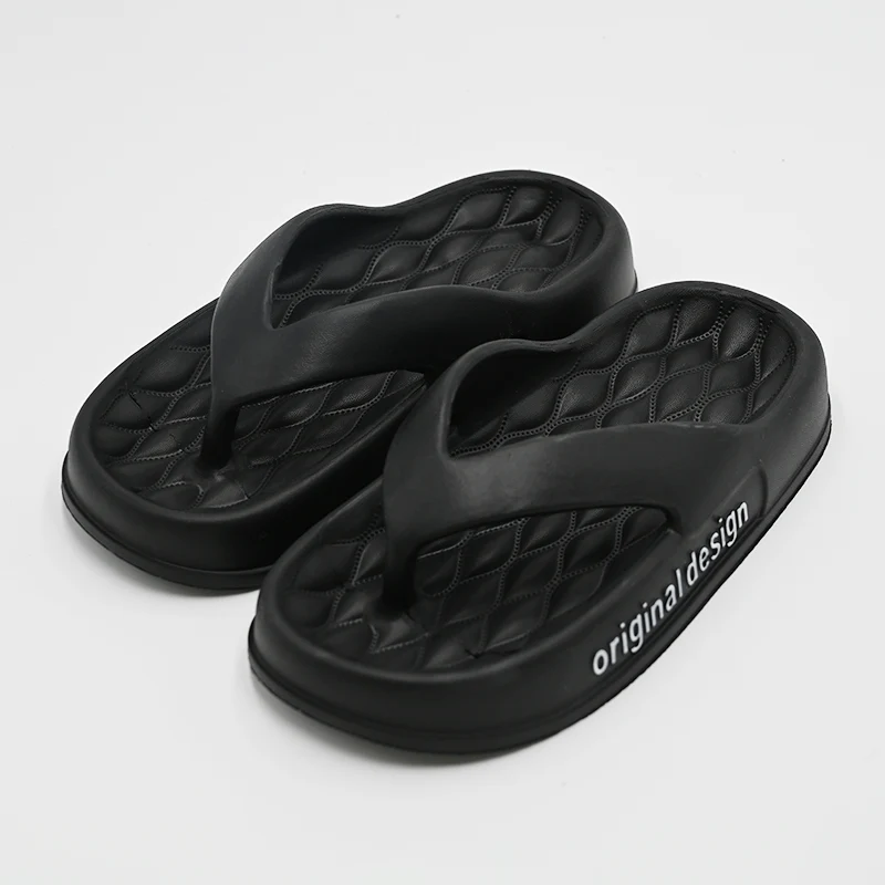 flip flops ແລະ biomechanics ຕີນ: ການດຸ່ນດ່ຽງຮູບແບບແລະສຸຂະພາບ