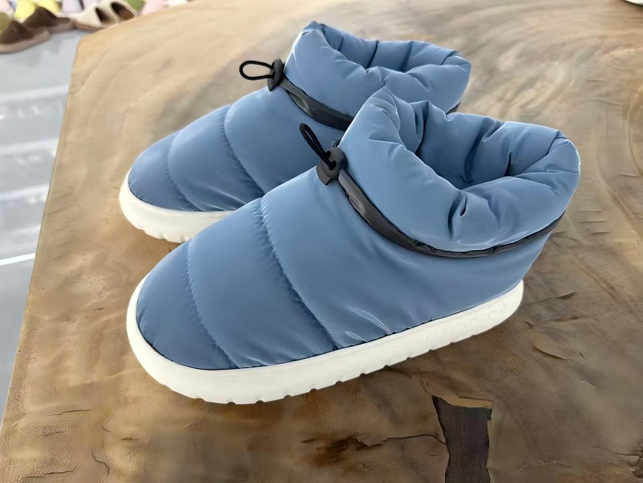 ເກີບແຕະທີ່ບໍ່ມີປະໂຫຍດ